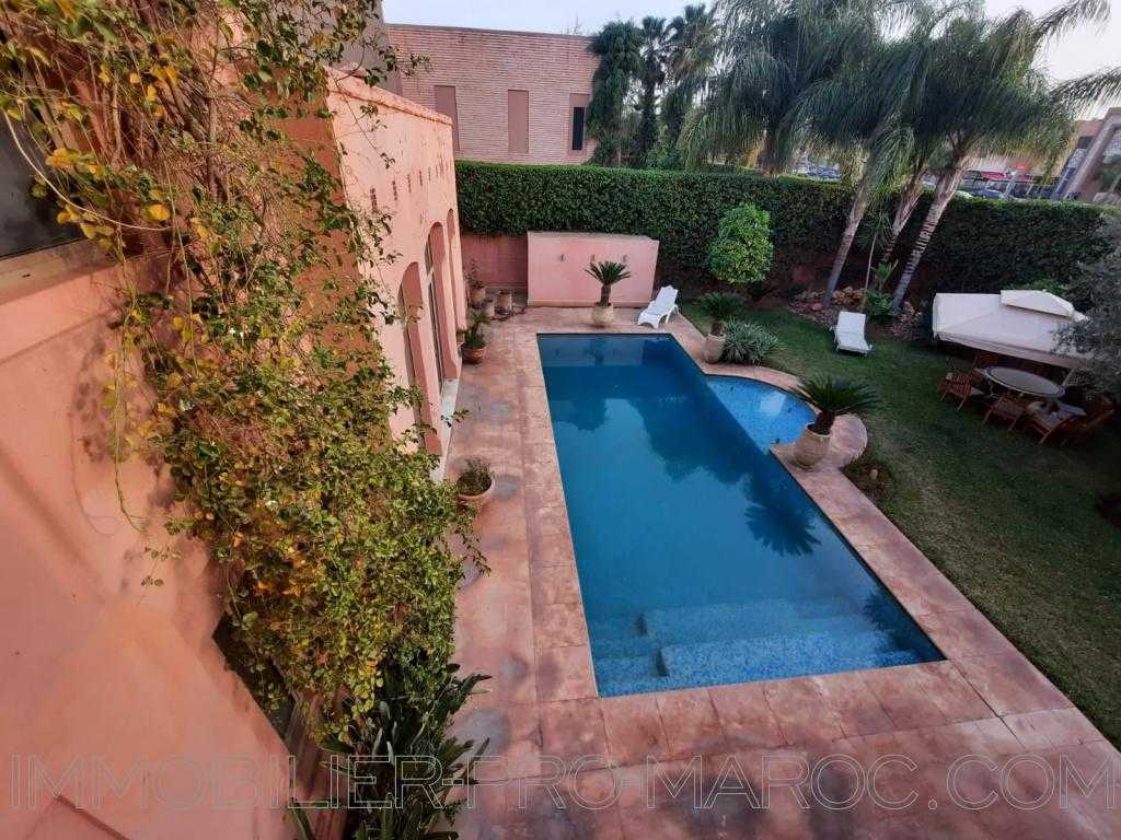 Villa Surface 650 m²