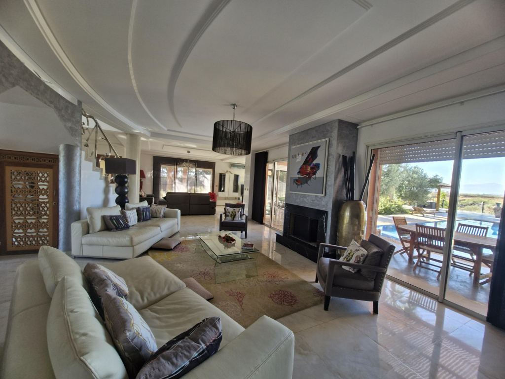 Villa Surface 480 m²